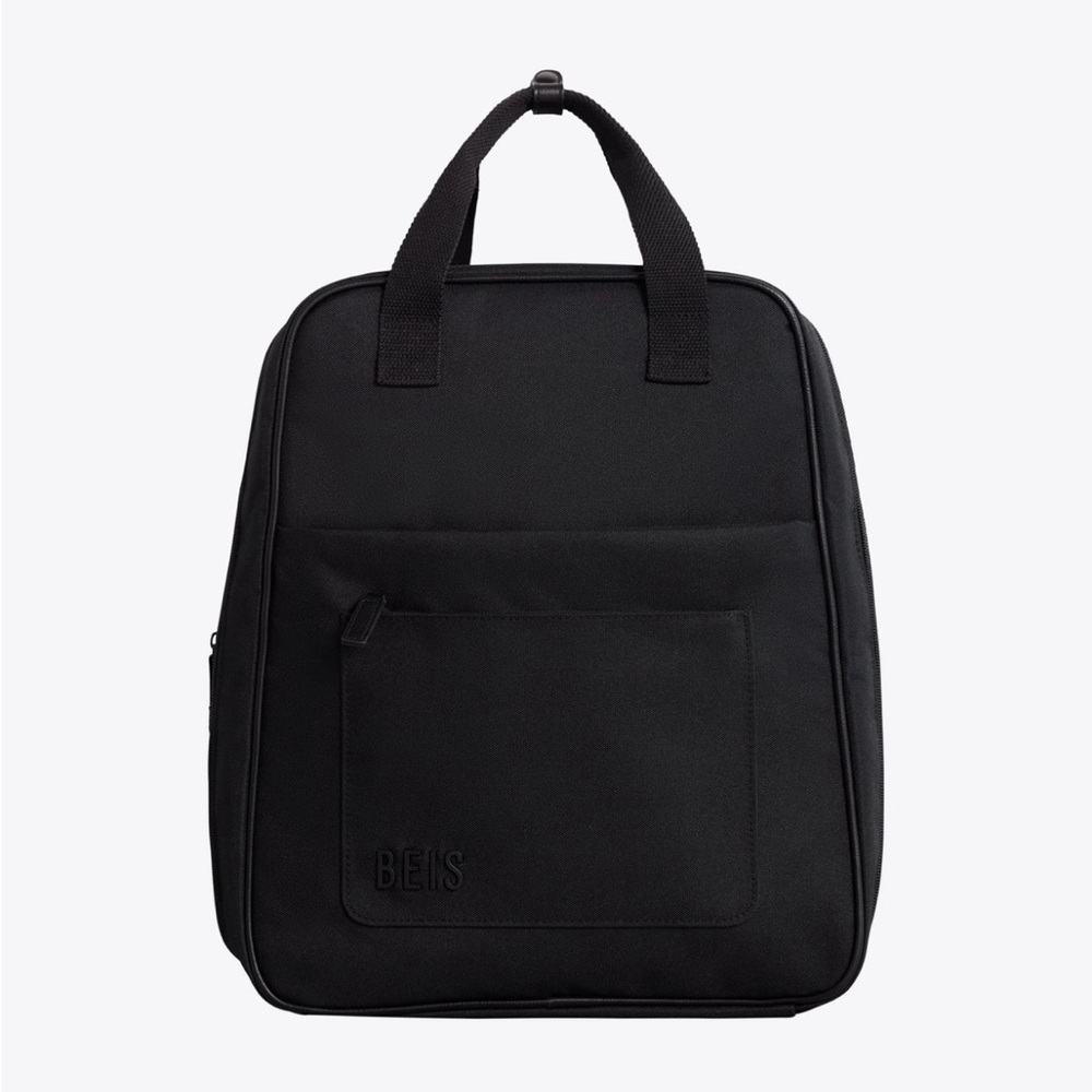 The Expandable Backpack 
in Black BEIS